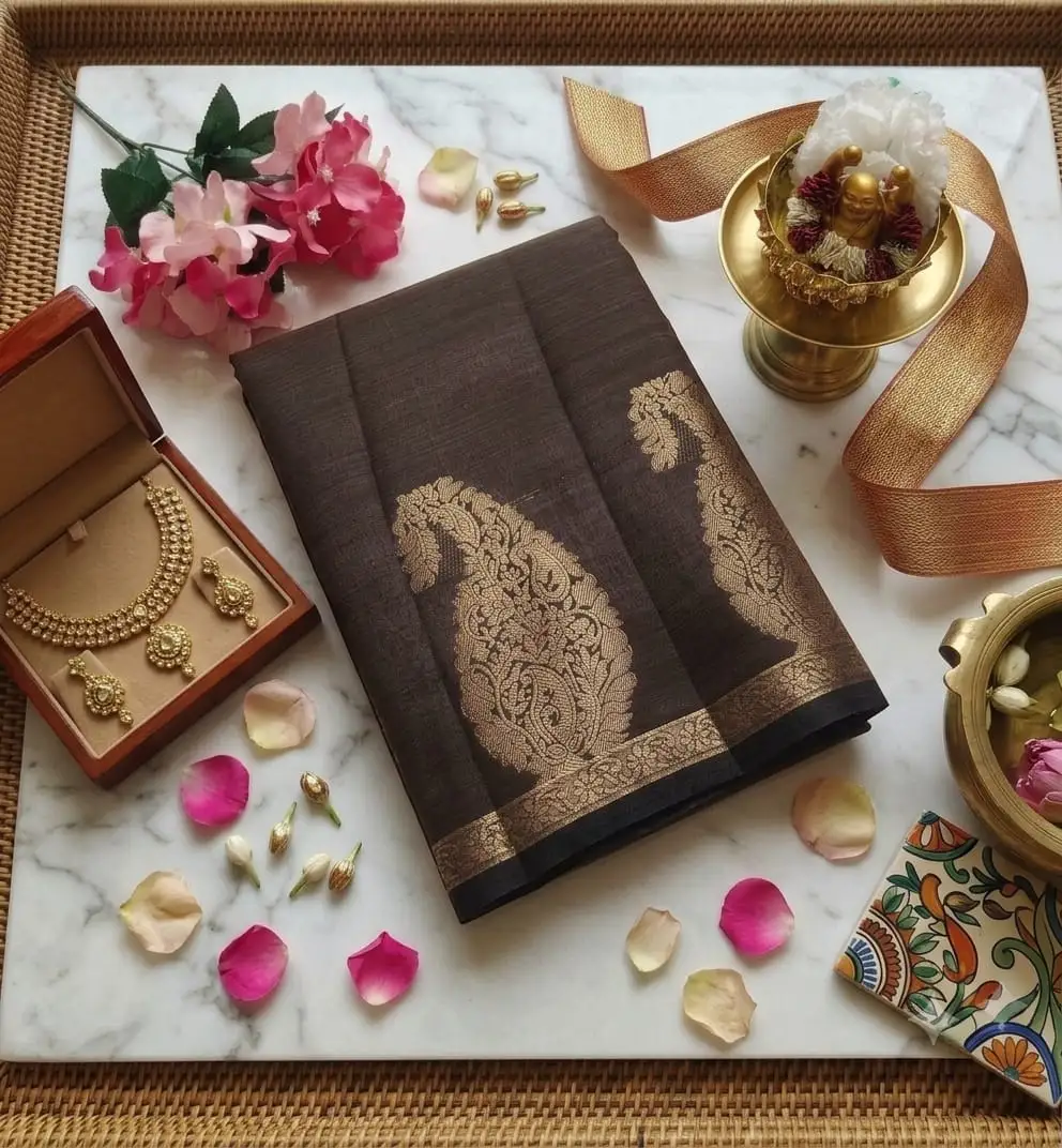 Classic Mango Zari Weaving Tussar Silk Saree